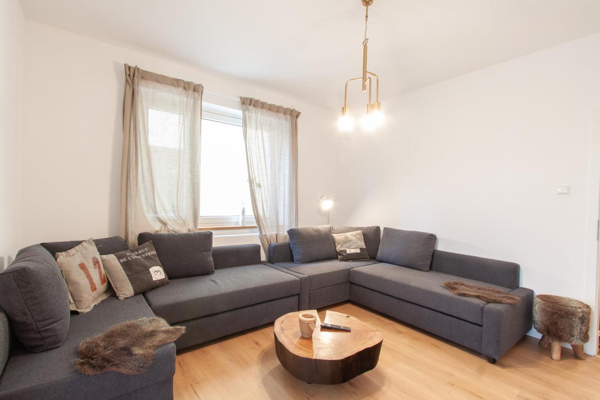100M2 City Apartment Mit Terrasse Nahe Residenz Und Altstadt Wurzburg